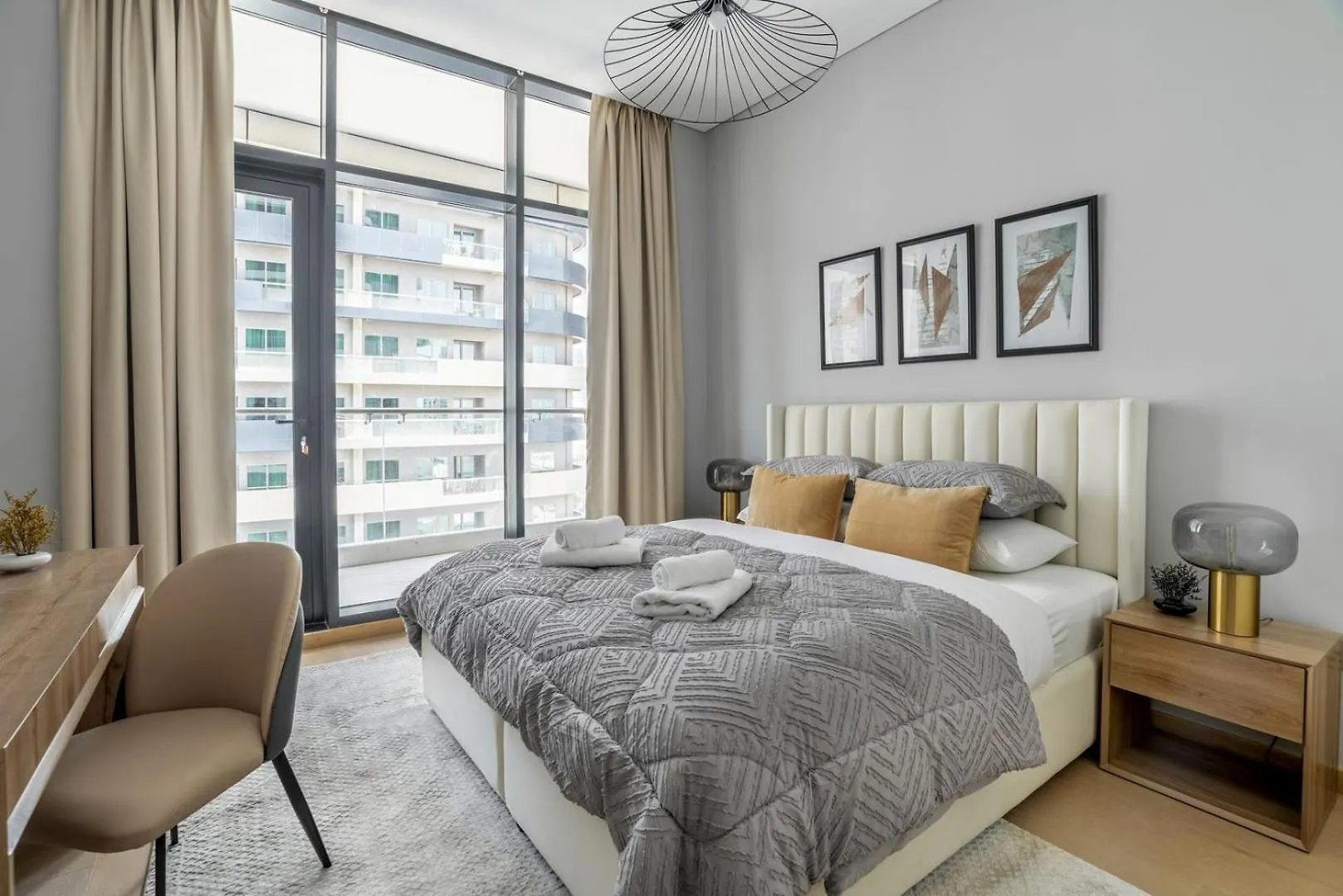 Guestready - Stylish Escape Near Dubai Mall 0*,